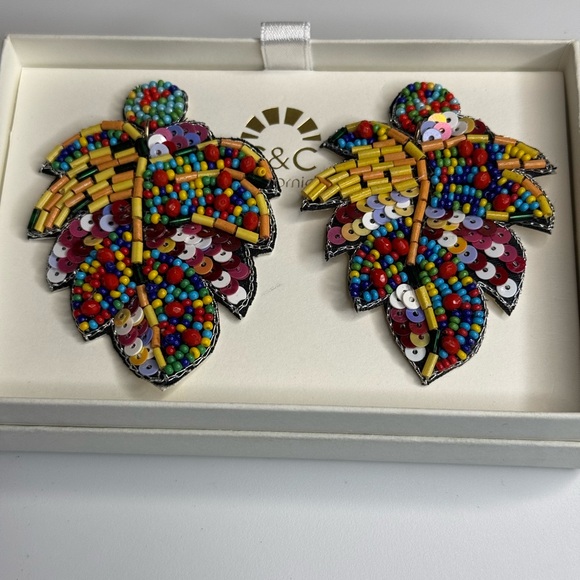 C&C California Palm Leaf Seed Bead & Sequin Multi-Color Earrings. - Picture 1 of 4